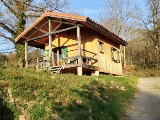 Camping Le Montbartoux Vollore-Ville Exterior foto