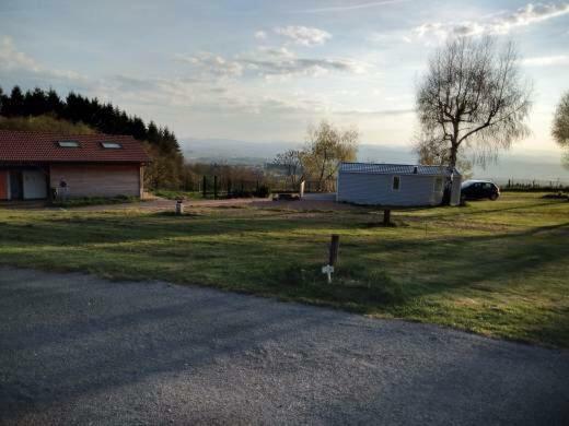 Camping Le Montbartoux Vollore-Ville Exterior foto